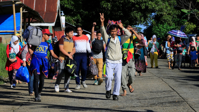 Warga Marawi, Filipina (Foto: REUTERS/Romeo Ranoco)