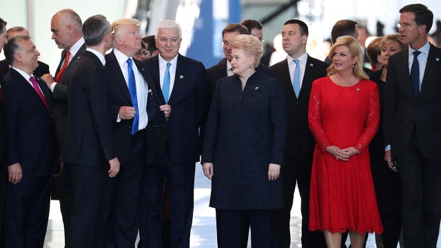 Presiden Donald Trump di NATO (Foto: REUTERS/Jonathan Ernst)