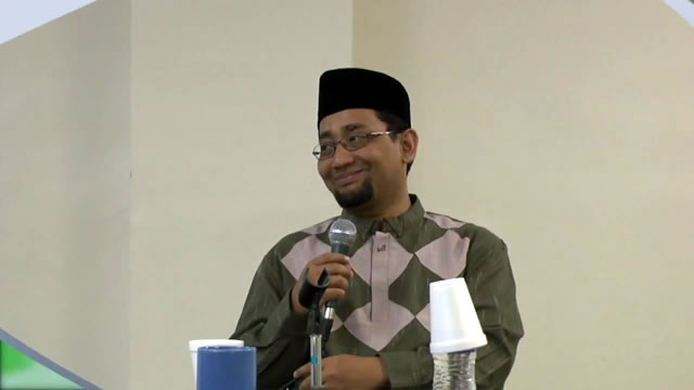 5 Penulis Novel Religi Terkenal di Indonesia - kumparan.com