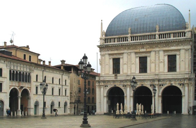 Suasana di kota Brescia, Italia. (Foto: Manfred Heyde/wikimedia commons)