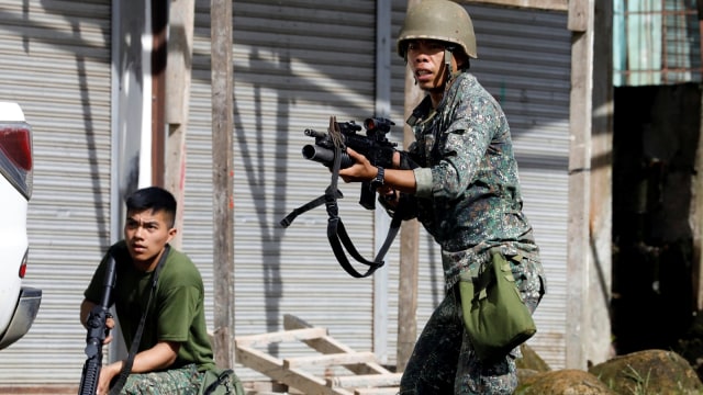 Militer Filipina kuasai Marawi (Foto: Reuters/Erik De Castro)