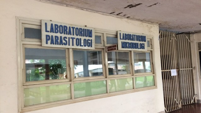 Laboratorium Parasitologi RS Sumber Waras (Foto: Iqra Ardini/kumparan)