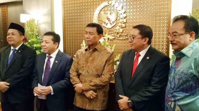 Wiranto bertemu Novanto dan Fadli Zon (Foto: Fahrian Saleh/kumparan)