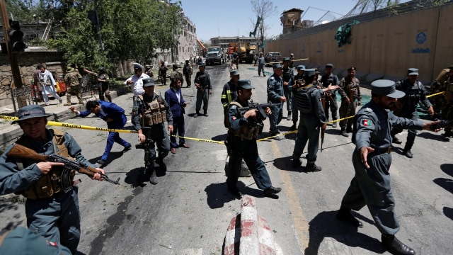 Bom di Kabul (Foto: Reuters/Mohammad Ismail)