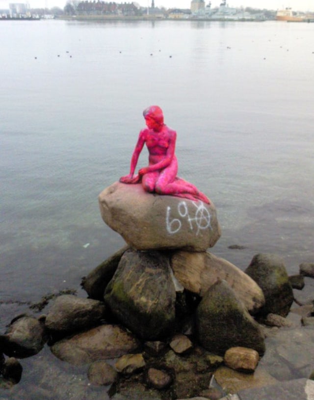 Little Mermaid dicat pink (Foto: Kristoffer Eriksen/AP)