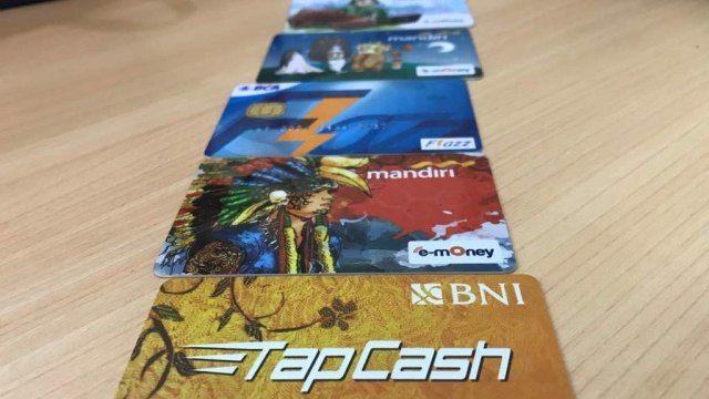 Kartu Uang Elektronik atau e-Money (Foto: Dewi Rachmat Kusuma/kumparan)