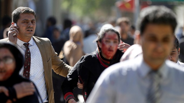 Bom di Kabul (Foto: Reuters/Omar Sobhani)