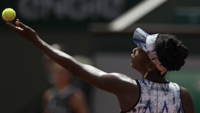 Venus Williams melaju ke 32 besar. (Foto: AP Photo/Petr David Josek)