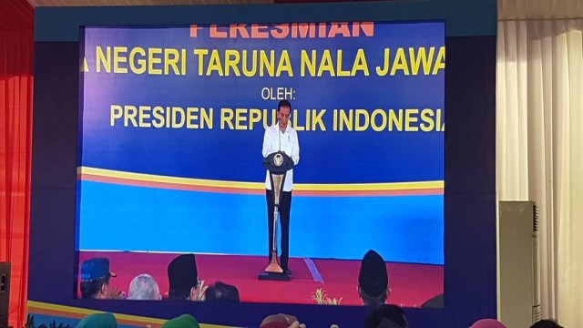 Jokowi di peresmian SMAN Taruna Nala Malang (Foto: Yudhistira Amran Saleh/kumparan)