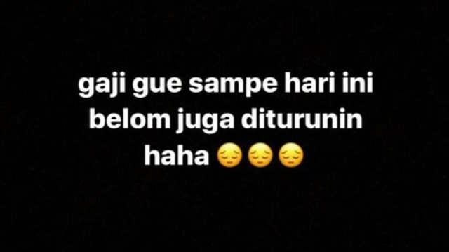 Awkarin curhat belum digaji Takis Entertainment (Foto: Instagram Story @awkarin)