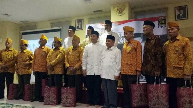 Tasyakuran HUT RI 9 Ramadhan di PKS  (Foto: Fahrian Saleh/kumparan)