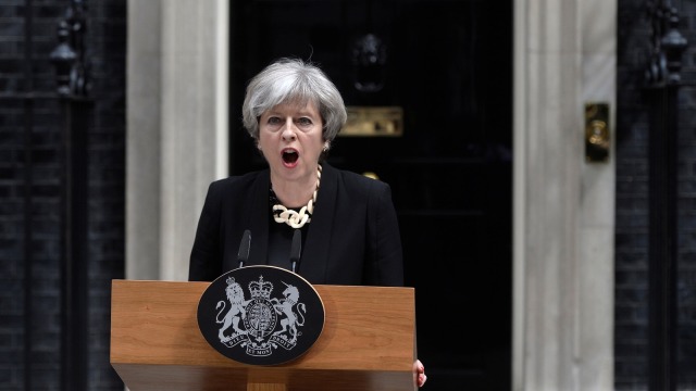 Theresa May (Foto: Reuters/Hannah McKay)