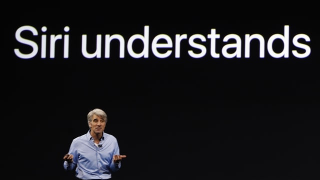 Fitur perintah suara Siri di perangkat Apple. Foto: REUTERS/Stephen Lam