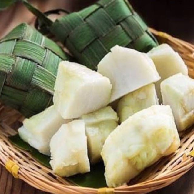 Ketupat (Foto: Instagram/@nasikoe)