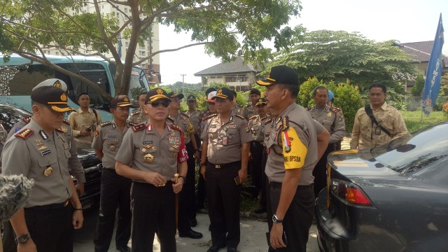 Kapolda Metro Jaya mengecek jalur mudik  (Foto: Akbar Ramadhan/kumparan)