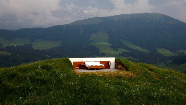 Hotel di atas bukit (Foto: Reuters/Arnd Wiegmann)