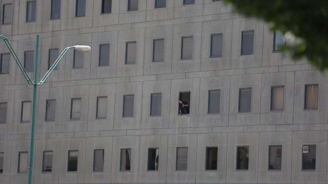 Situasi pasca penembakan di Tehran, Iran (Foto: REUTERS)