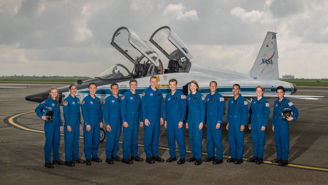 12 astronaut baru NASA. (Foto: Robert Markowitz/NASA)