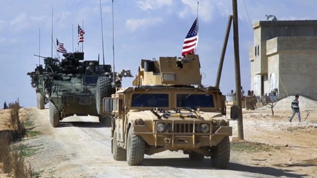 Serangan AS ke Raqqa Suriah. (Foto: Arab 24 network, via AP)
