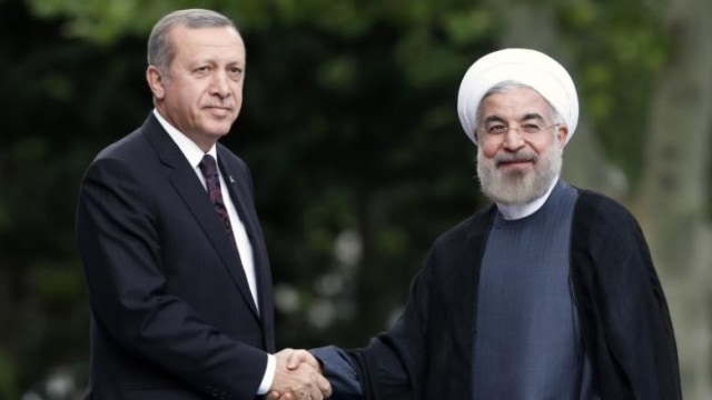 Erdogan dan Presiden Iran Hassan Rouhani. (Foto: Reuters/Umit Bektas)