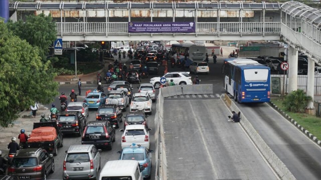 Macet Mampang Kuninngan  (Foto: Aditia Noviansyah/kumparan)