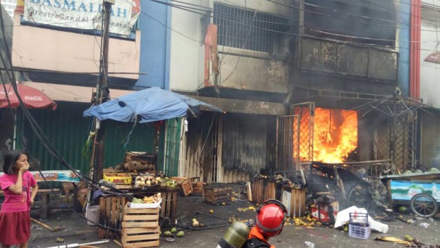 Kebakaran di Kebayoran Lama (Foto: Aria Perdana/kumparan)