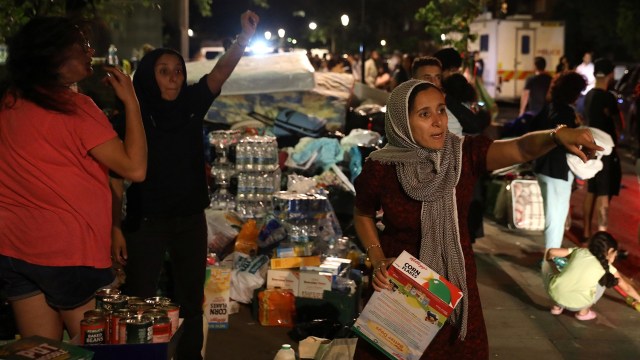 Donasi untuk korban kebakaran London (Foto: REUTERS/Paul Hackett)