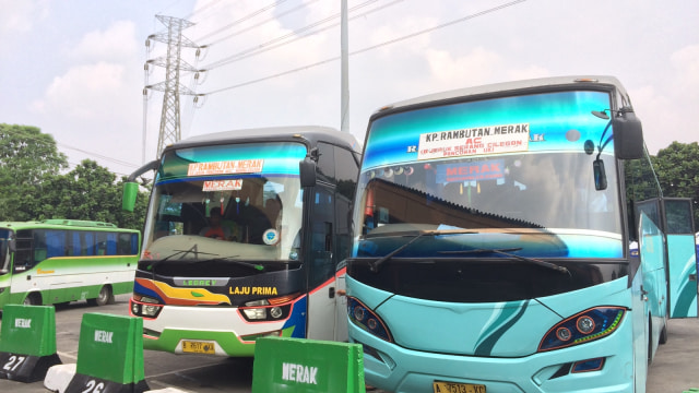 Terminal Kampung Rambutan (Foto: Kelik Wahyu/kumparan)