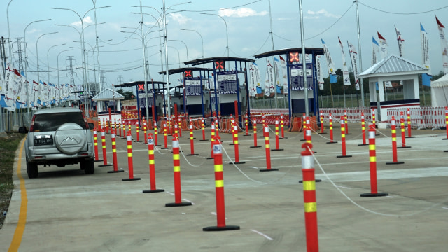 Tol fungsional Brebes Timur- Pemalang- Weleri (Foto: Aditia Noviansyah/kumparan)