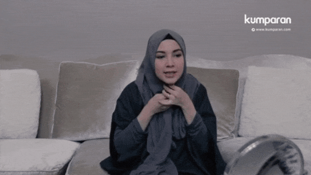 Tutorial Hijab Ratna Galih (Foto: Resnu Andika/kumparan)