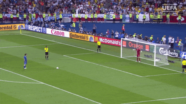 Penalti Panenka Pirlo di Euro 2012. (Foto: YouTube/UEFA)