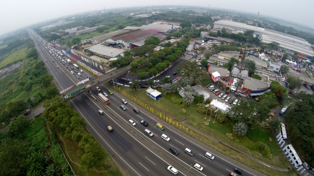 Suasana Tol Cikampek (Foto: Aditia Noviansyah/kumparan)