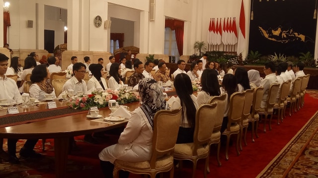 Jokowi Bukber dengan Pegiat Media Sosial (Foto: Nicha Muslimawati/kumparan)