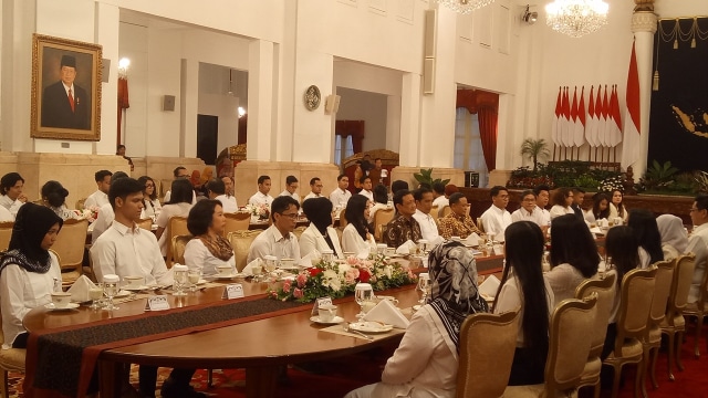 Jokowi Bukber dengan Pegiat Media Sosial (Foto: Nicha Muslimawati/kumparan)