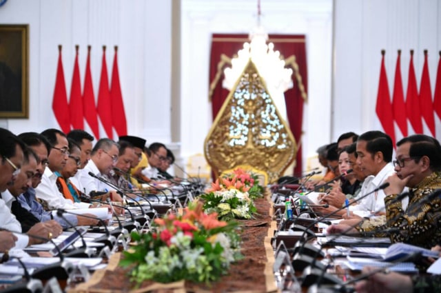 Jokowi dalam Sidang Kabinet Paripurna (Foto: Kementerian Pertanian)