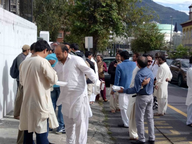 Momen bermaaf-maafan di Quito (Foto: Lailal Khairiyah Yuniarti)