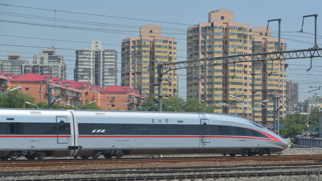 Kereta cepat di China. (Foto: REUTERS/Stringer )
