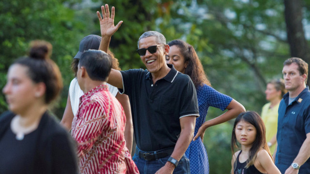 Obama kunjungi  Candi Borobudur. (Foto: Pius Erlangga/Reuters)