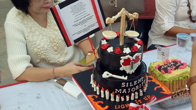 Kue timbangan keadilan. (Foto: Johanes Hutabarat/kumparan)