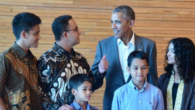 Anies Baswedan beserta anaknya bersama Obama (Foto: Instagram/@aniesbaswedan)
