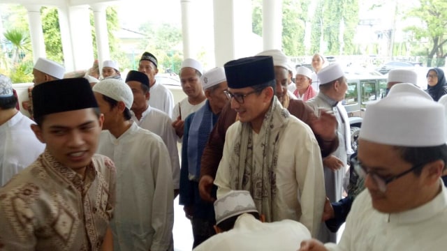 Sandiaga Uno kunjunga ke Cakung (Foto: Fahrian Saleh/kumparan)