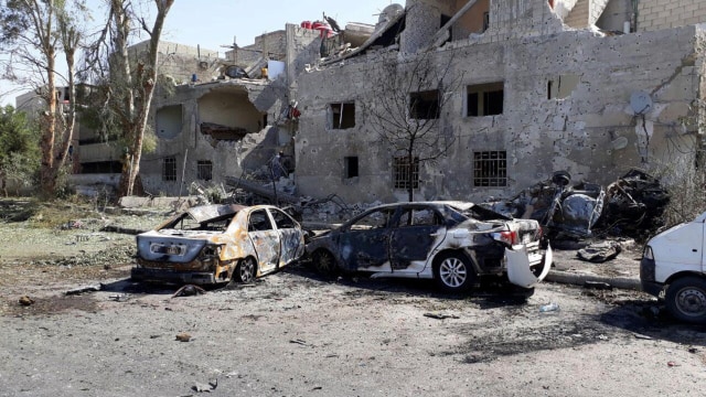 Bom mobil di Damaskus, Suriah. (Foto: SANA/Handout via REUTERS)