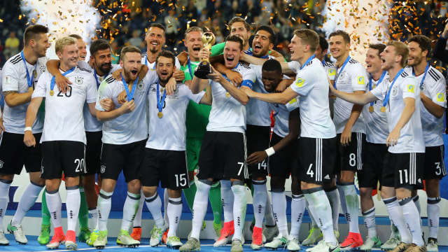 Jerman merayakan gelar juara Piala Konfederasi. (Foto: Reuters/Kai Pfaffenbach)