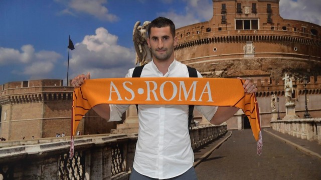 Gonalons jadi rekrutan keempat Roma. (Foto: AS Roma)