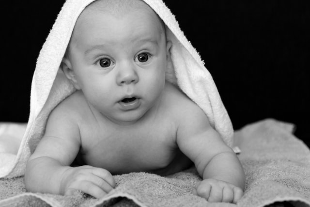 Tips Mengatasi Bayi Masuk Angin