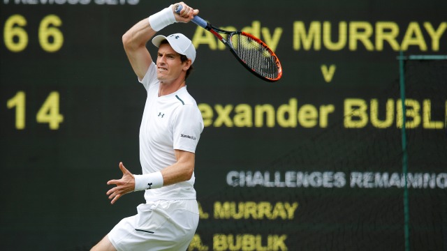 Aksi Murray di babak pertama Wimbledon 2017. (Foto: Reuters//Andrew Couldridge)