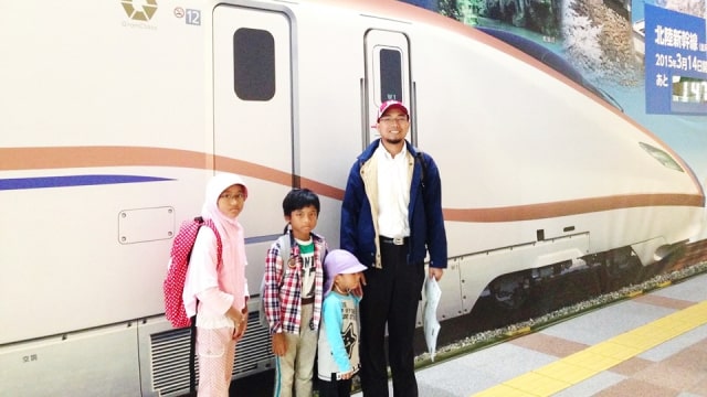 Khoirul Anwar bersama anak-anaknya. (Foto: Dok. Khoirul Anwar)