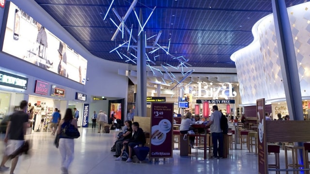Lobi Bandara Manchester (Foto: manchesterairport.com)