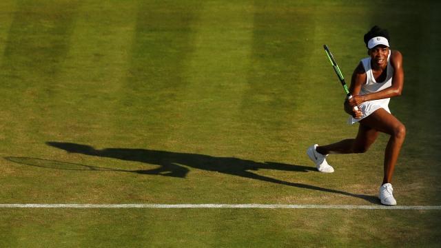 Venus Williams lolos ke babak ketiga. (Foto: REUTERS/Matthew Childs)
