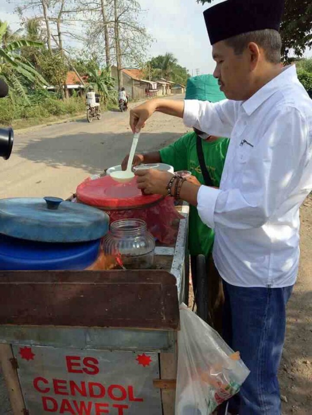 "Belajar Kepemimpinan, Kesederhanaan dari Jokowi dan Dedi Mulyadi" (1)